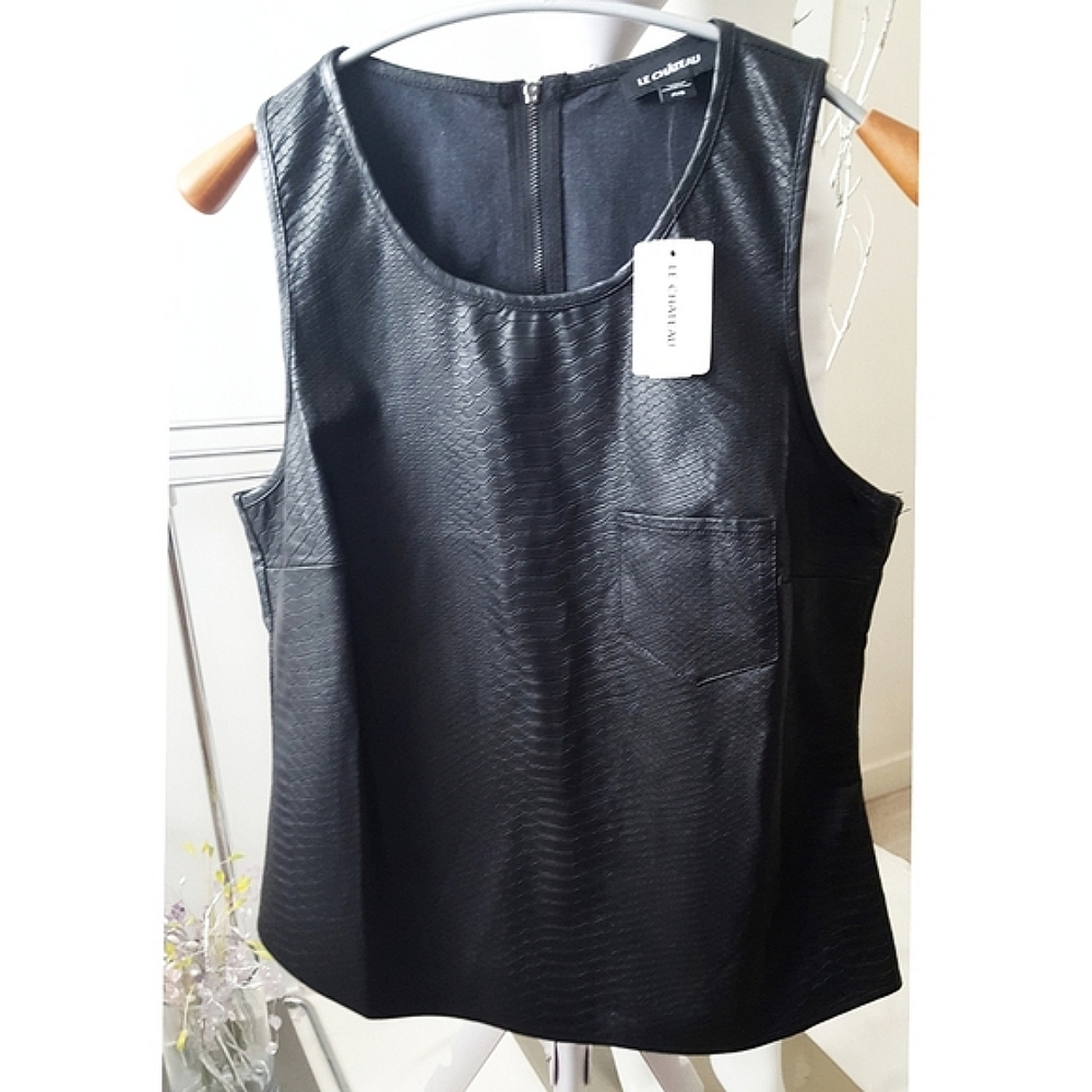 NWT💖Le-Chateau🖤Black Croc Textured Faux Leather|Sleeveless Top